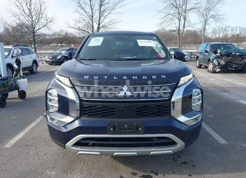 Photo 12 of 2022 Mitsubishi Outlander BLACK EDITION 2WD/SE 2.5 2WD/SE LAUNCH EDITION 2WD (VIN JA4J3UA8XNZ017991)