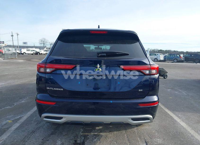 Photo 16 of 2022 Mitsubishi Outlander BLACK EDITION 2WD/SE 2.5 2WD/SE LAUNCH EDITION 2WD (VIN JA4J3UA8XNZ017991)