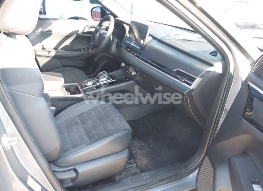 Photo 5 of 2023 Mitsubishi Outlander SE 2.5 2WD/SE BLACK EDITION 2WD/SE SPECIAL EDITION 2WD (VIN JA4J3UA8XPZ016861)