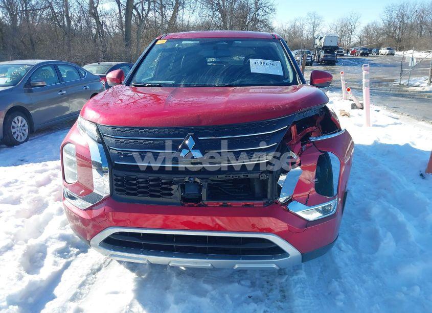 Photo 13 of 2024 Mitsubishi Outlander SE 2.5 2WD/SE BLACK EDITION S-AWC/SE BLACK EDITION W/PANO ROOF S-AWC (VIN JA4J3VA80RZ036433)