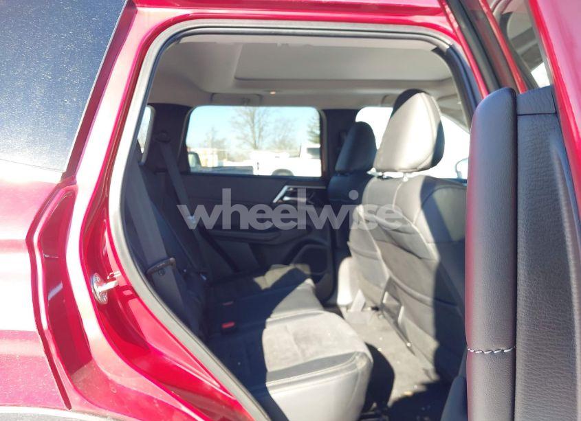 Photo 8 of 2024 Mitsubishi Outlander SE 2.5 2WD/SE BLACK EDITION S-AWC/SE BLACK EDITION W/PANO ROOF S-AWC (VIN JA4J3VA80RZ036433)