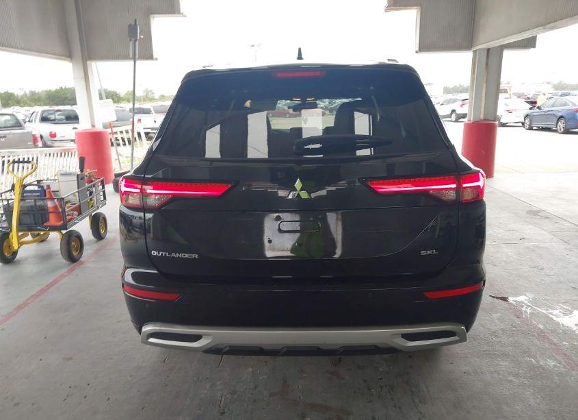 Photo 17 of 2022 Mitsubishi Outlander SEL 2.5 2WD/SEL SPECIAL EDITION 2WD (VIN JA4J3VA81NZ075638)