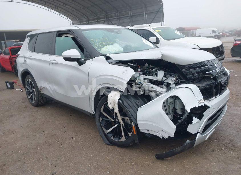 2024 Mitsubishi Outlander SE (VIN JA4J3VA81RZ007653) main photo