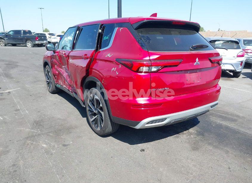 Photo 3 of 2024 Mitsubishi Outlander SE 2.5 2WD (VIN JA4J3VA81RZ008737)