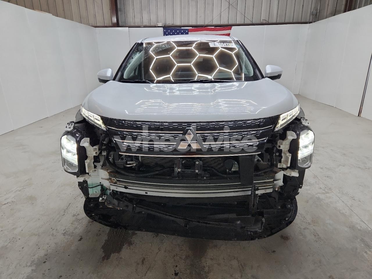 Photo 5 of 2024 MITSUBISHI OUTLANDER SE (VIN JA4J3VA81RZ027692)