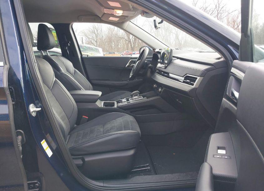 Photo 5 of 2024 Mitsubishi Outlander SE 2.5 2WD/SE BLACK EDITION S-AWC/SE BLACK EDITION W/PANO ROOF S-AWC (VIN JA4J3VA81RZ044539)