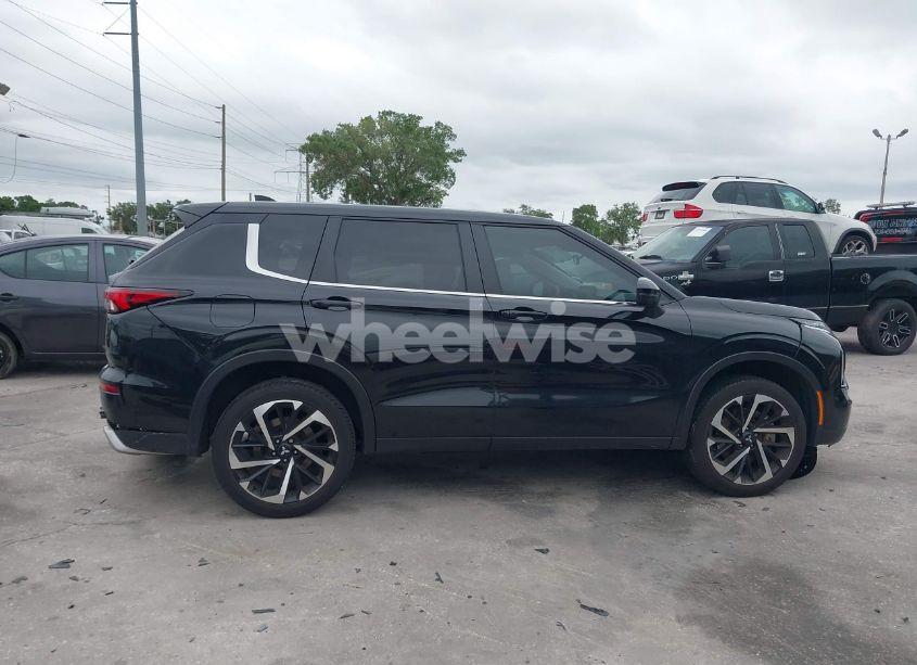 Photo 14 of 2024 Mitsubishi Outlander SE 2.5 2WD (VIN JA4J3VA81RZ053158)