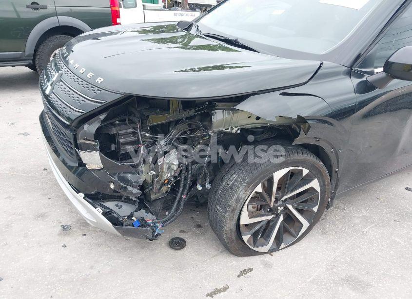 Photo 6 of 2024 Mitsubishi Outlander SE 2.5 2WD (VIN JA4J3VA81RZ053158)