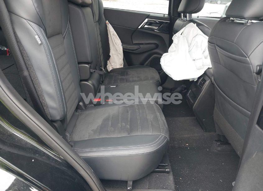 Photo 8 of 2024 Mitsubishi Outlander SE 2.5 2WD (VIN JA4J3VA81RZ053158)