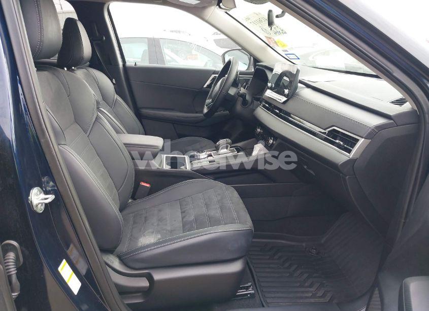 Photo 5 of 2024 Mitsubishi Outlander SE 2.5 2WD/SE BLACK EDITION S-AWC/SE BLACK EDITION W/PANO ROOF S-AWC (VIN JA4J3VA81RZ068887)