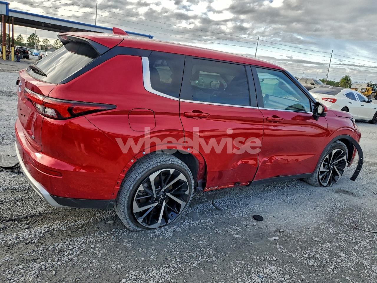 Photo 3 of 2024 MITSUBISHI OUTLANDER SE (VIN JA4J3VA82RZ016832)