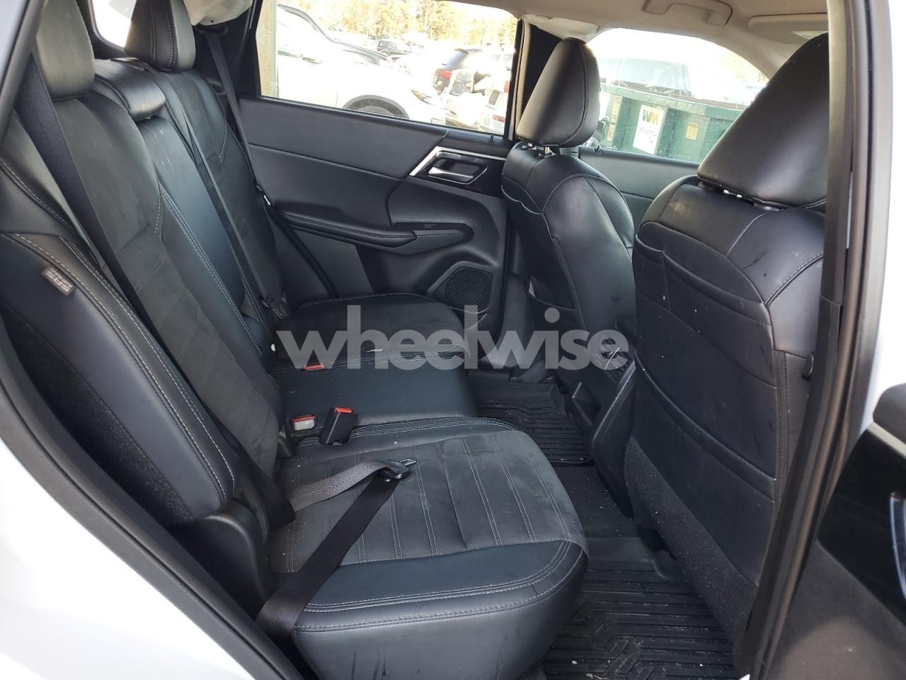 Photo 10 of 2024 MITSUBISHI OUTLANDER SE (VIN JA4J3VA82RZ059812)