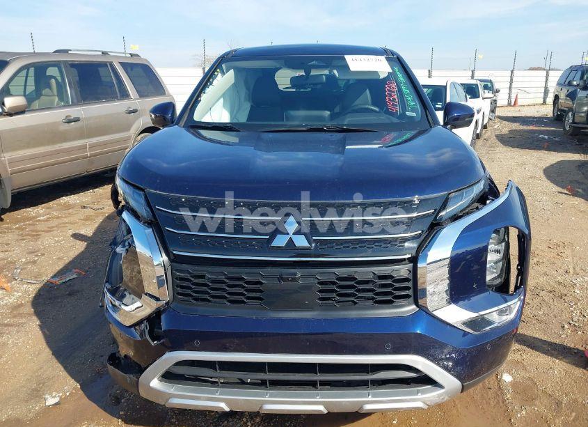 Photo 11 of 2024 Mitsubishi Outlander SE/SE BLACK EDITION/SE BLACK EDITION W/PANO ROOF S-AWC (VIN JA4J3VA82RZ068171)