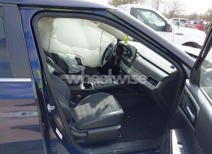 Photo 5 of 2024 Mitsubishi Outlander SE/SE BLACK EDITION/SE BLACK EDITION W/PANO ROOF S-AWC (VIN JA4J3VA83RZ047409)