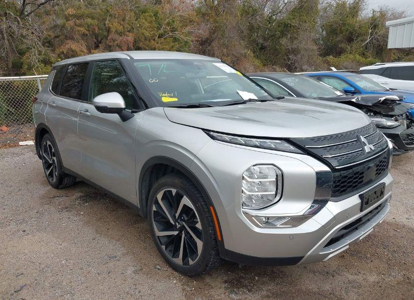 2024 Mitsubishi Outlander SE 2.5 2WD/SE BLACK EDITION S-AWC/SE BLACK EDITION W/PANO ROOF (VIN JA4J3VA83RZ070477) main photo