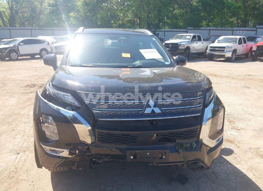 Photo 13 of 2022 Mitsubishi Outlander (VIN JA4J3VA84NZ091834)