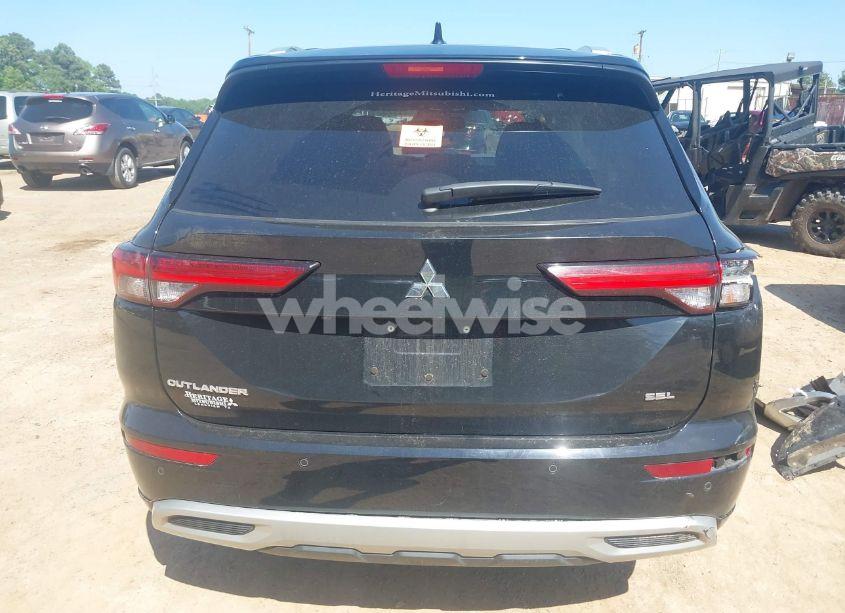 Photo 17 of 2022 Mitsubishi Outlander (VIN JA4J3VA84NZ091834)