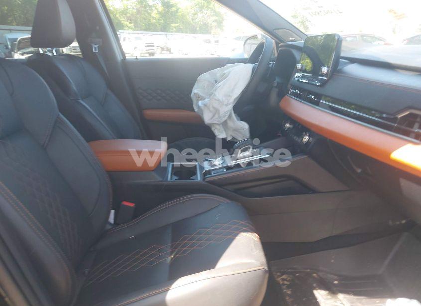 Photo 5 of 2022 Mitsubishi Outlander (VIN JA4J3VA84NZ091834)