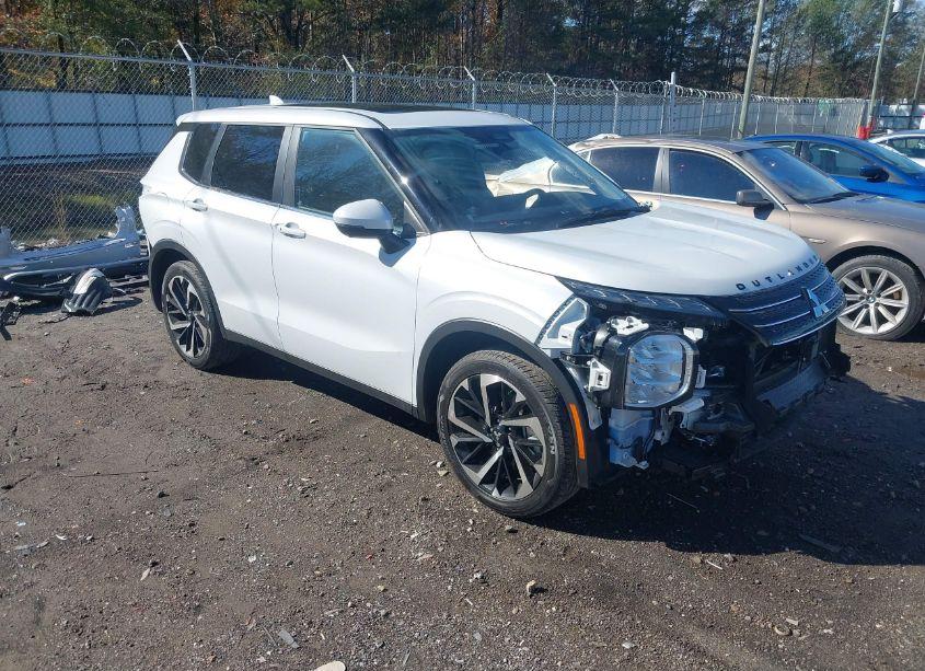 2024 Mitsubishi Outlander SE 2.5 2WD (VIN JA4J3VA84RZ055485) main photo