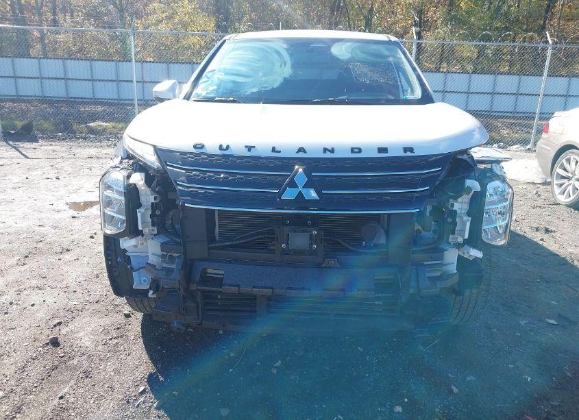 Photo 6 of 2024 Mitsubishi Outlander SE 2.5 2WD (VIN JA4J3VA84RZ055485)