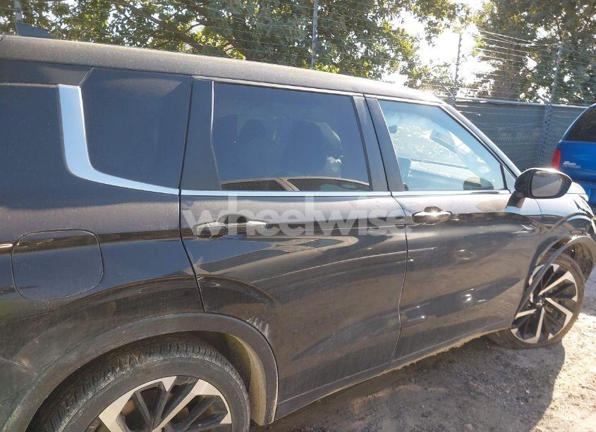 Photo 14 of 2024 Mitsubishi Outlander SE 2.5 2WD (VIN JA4J3VA85RZ008434)