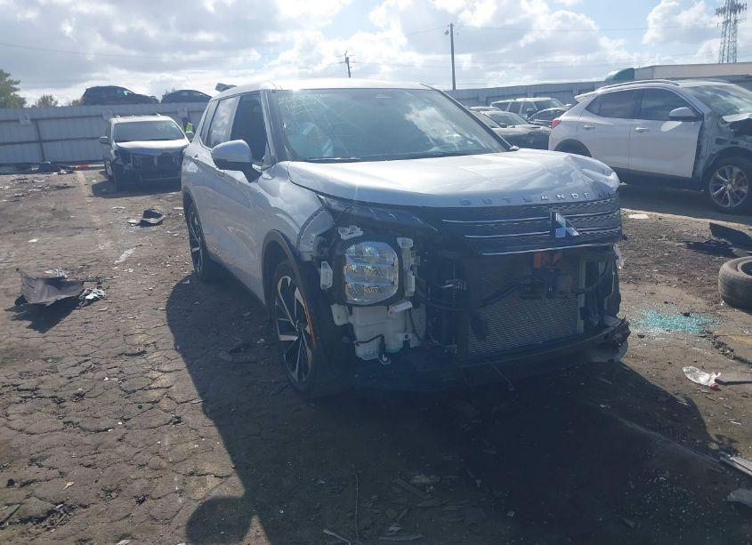 2024 Mitsubishi Outlander SE 2.5 2WD (VIN JA4J3VA85RZ021376) main photo