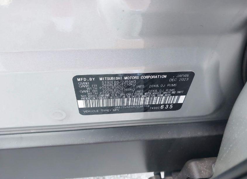 Photo 9 of 2024 Mitsubishi Outlander SE 2.5 2WD/SE BLACK EDITION S-AWC/SE BLACK EDITION W/PANO ROOF (VIN JA4J3VA85RZ038159)