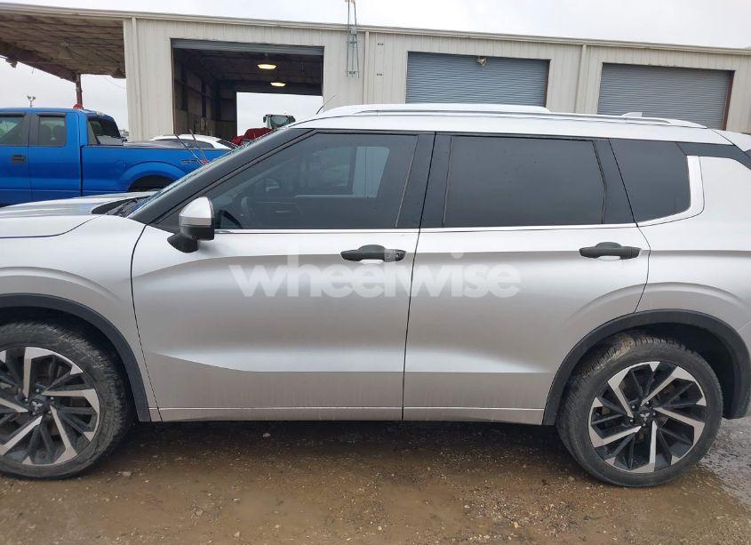 Photo 14 of 2022 Mitsubishi Outlander SEL SPECIAL EDITION (VIN JA4J3VA86NZ071164)