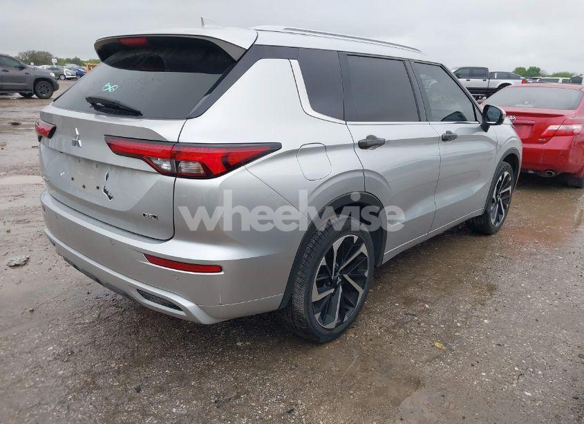 Photo 4 of 2022 Mitsubishi Outlander SEL SPECIAL EDITION (VIN JA4J3VA86NZ071164)