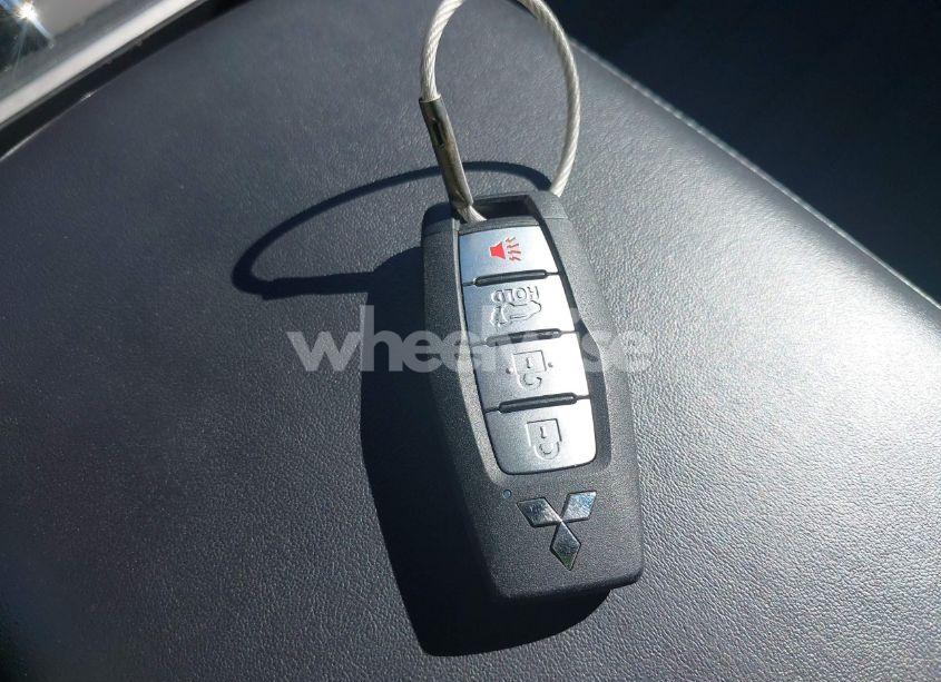 Photo 11 of 2024 Mitsubishi Outlander SE 2.5 2WD/SE BLACK EDITION S-AWC/SE BLACK EDITION W/PANO ROOF S-AWC (VIN JA4J3VA86RZ024500)