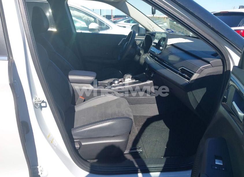 Photo 5 of 2024 Mitsubishi Outlander SE 2.5 2WD/SE BLACK EDITION S-AWC/SE BLACK EDITION W/PANO ROOF S-AWC (VIN JA4J3VA86RZ024500)