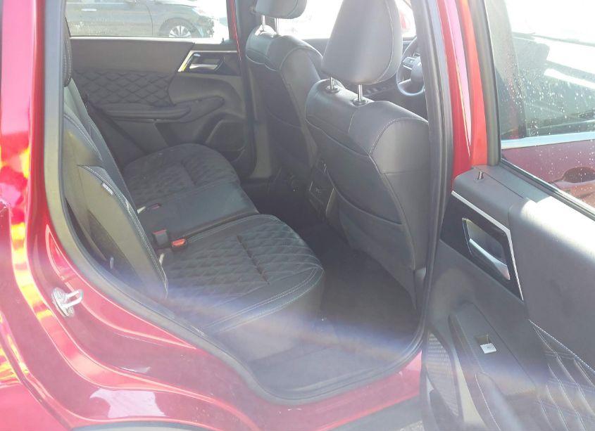 Photo 8 of 2022 Mitsubishi Outlander SEL SPECIAL EDITION 2WD (VIN JA4J3VA87NZ089754)