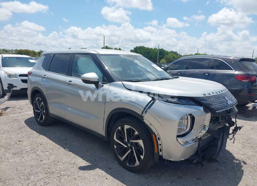 2024 Mitsubishi Outlander SE 2.5 2WD (VIN JA4J3VA87RZ012811) main photo