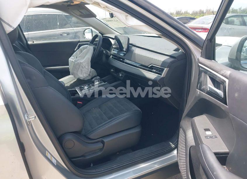 Photo 5 of 2024 Mitsubishi Outlander SE 2.5 2WD (VIN JA4J3VA87RZ012811)