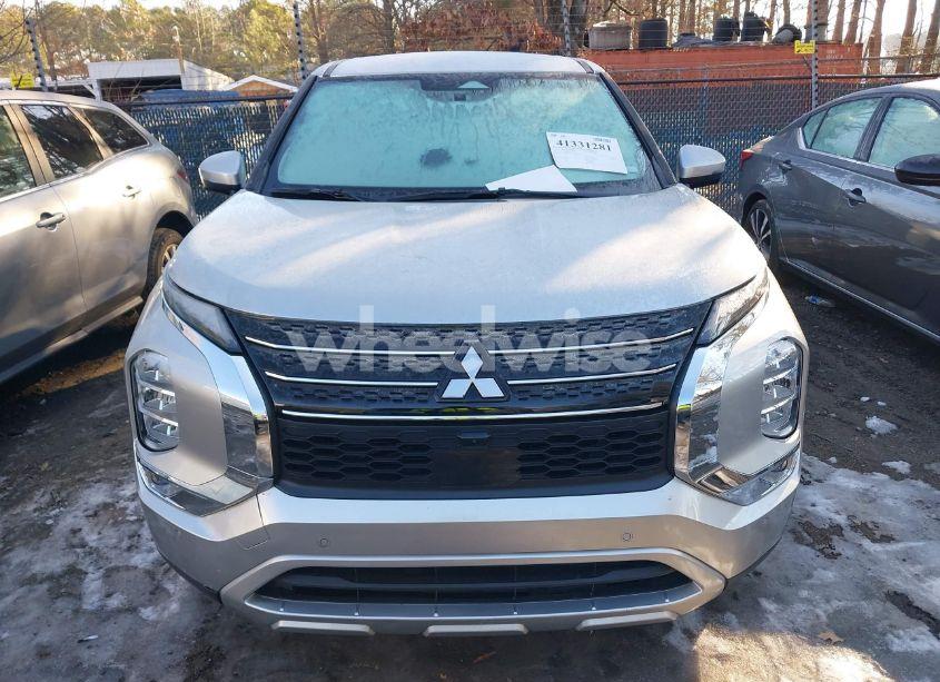 Photo 12 of 2024 Mitsubishi Outlander SE 2.5 2WD/SE BLACK EDITION S-AWC/SE BLACK EDITION W/PANO ROOF S-AWC (VIN JA4J3VA87RZ027177)