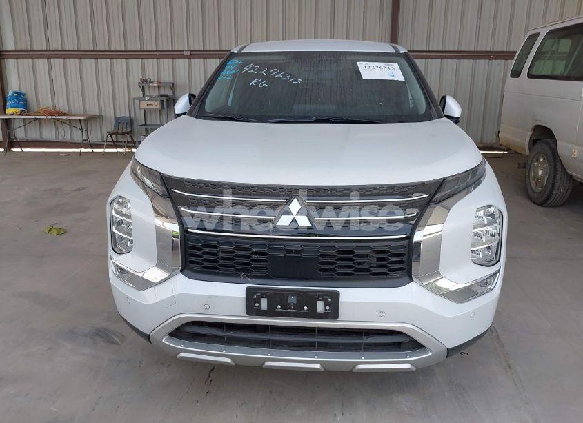 Photo 12 of 2024 Mitsubishi Outlander SE 2.5 2WD/SE BLACK EDITION S-AWC/SE BLACK EDITION W/PANO ROOF S-AWC (VIN JA4J3VA87RZ080669)