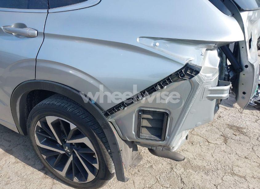 Photo 6 of 2022 Mitsubishi Outlander SEL 2.5 2WD/SEL SPECIAL EDITION 2WD (VIN JA4J3VA88NZ080741)