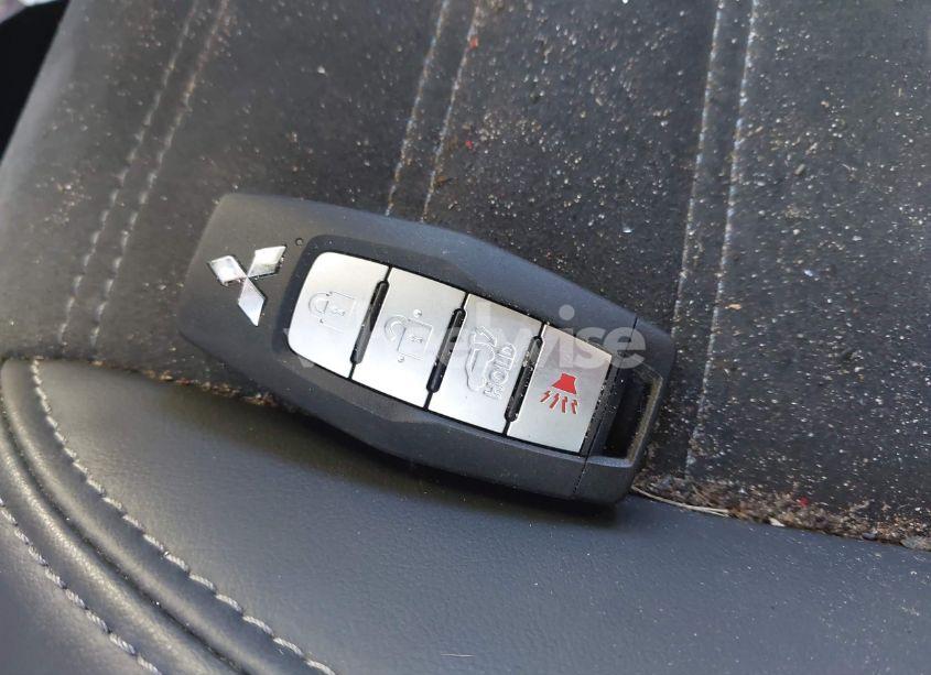 Photo 10 of 2024 Mitsubishi Outlander SE 2.5 2WD/SE BLACK EDITION S-AWC/SE BLACK EDITION W/PANO ROOF (VIN JA4J3VA88RZ019363)