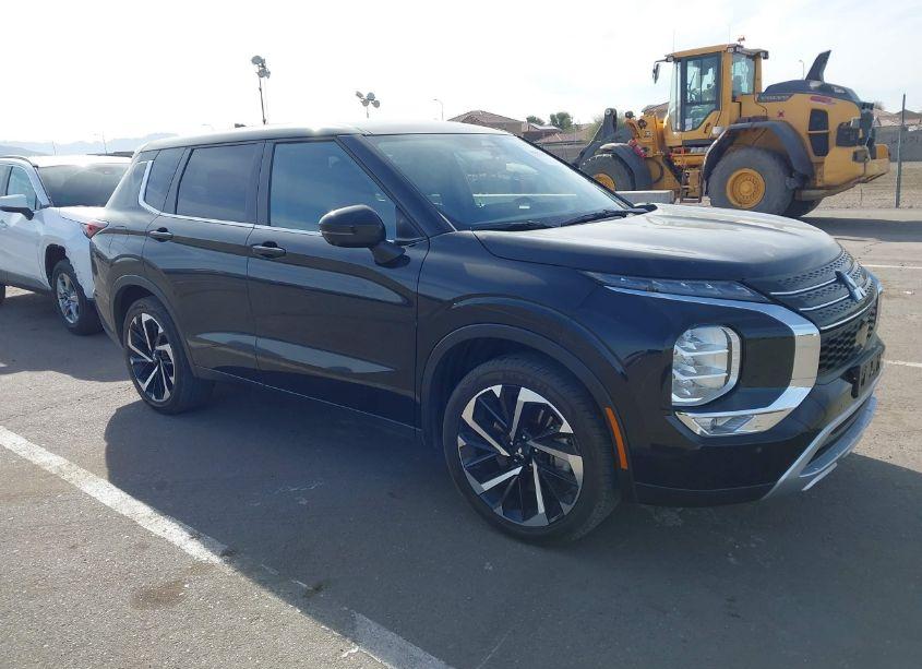 2024 Mitsubishi Outlander SE/SE BLACK EDITION/SE BLACK EDITION W/PANO ROOF S-AWC (VIN JA4J3VA88RZ026233) main photo