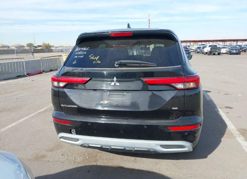 Photo 16 of 2024 Mitsubishi Outlander SE/SE BLACK EDITION/SE BLACK EDITION W/PANO ROOF S-AWC (VIN JA4J3VA88RZ026233)