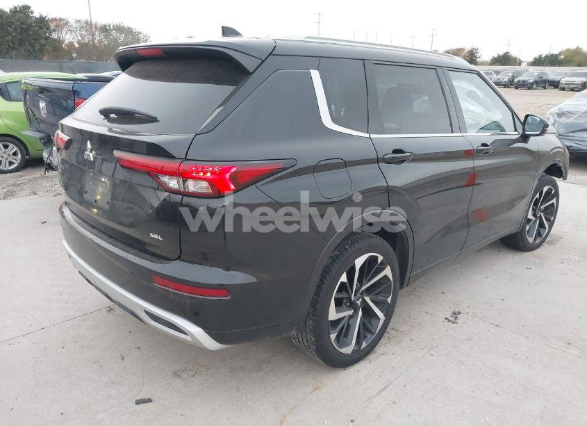 Photo 4 of 2023 Mitsubishi Outlander SEL 2.5 2WD (VIN JA4J3VA89PZ010104)