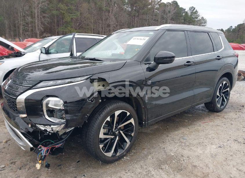 Photo 6 of 2024 Mitsubishi Outlander SEL 2.5 2WD/SEL BLACK EDITION 2WD (VIN JA4J3WA80RZ006385)