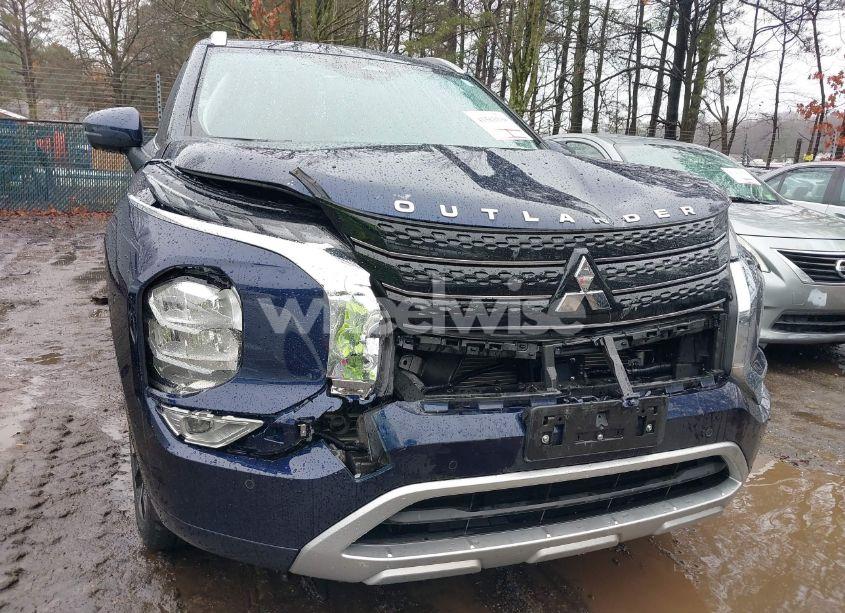 Photo 6 of 2024 Mitsubishi Outlander SEL (VIN JA4J3WA82RZ012673)