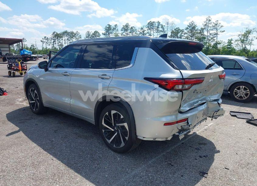 Photo 3 of 2024 Mitsubishi Outlander SEL 2.5 2WD/SEL BLACK EDITION 2WD (VIN JA4J3WA84RZ002792)