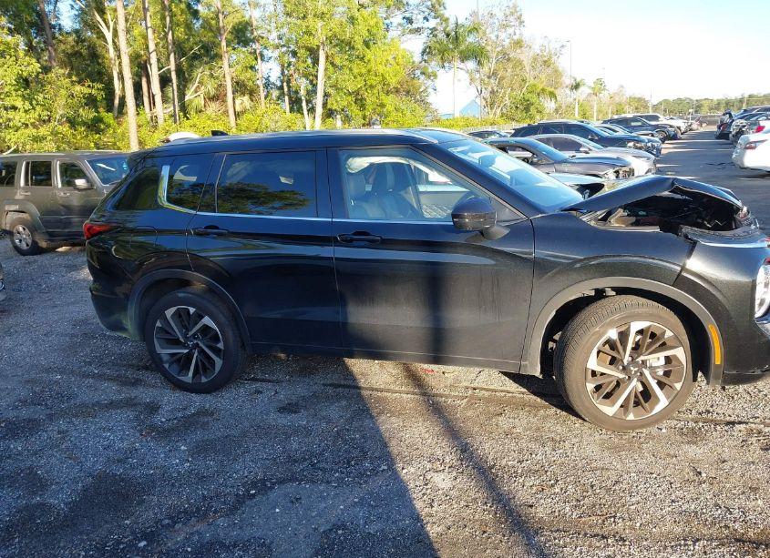 Photo 14 of 2024 Mitsubishi Outlander SEL 2.5 2WD (VIN JA4J3WA84RZ058506)