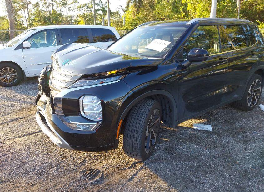 Photo 6 of 2024 Mitsubishi Outlander SEL 2.5 2WD (VIN JA4J3WA84RZ058506)