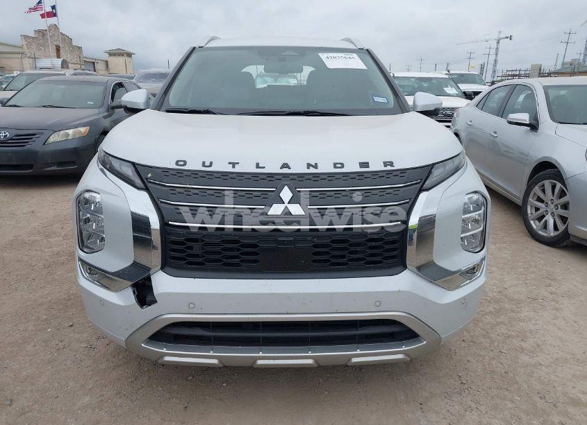 Photo 12 of 2024 Mitsubishi Outlander SEL 2.5 2WD/SEL BLACK EDITION 2WD (VIN JA4J3WA88RZ057293)