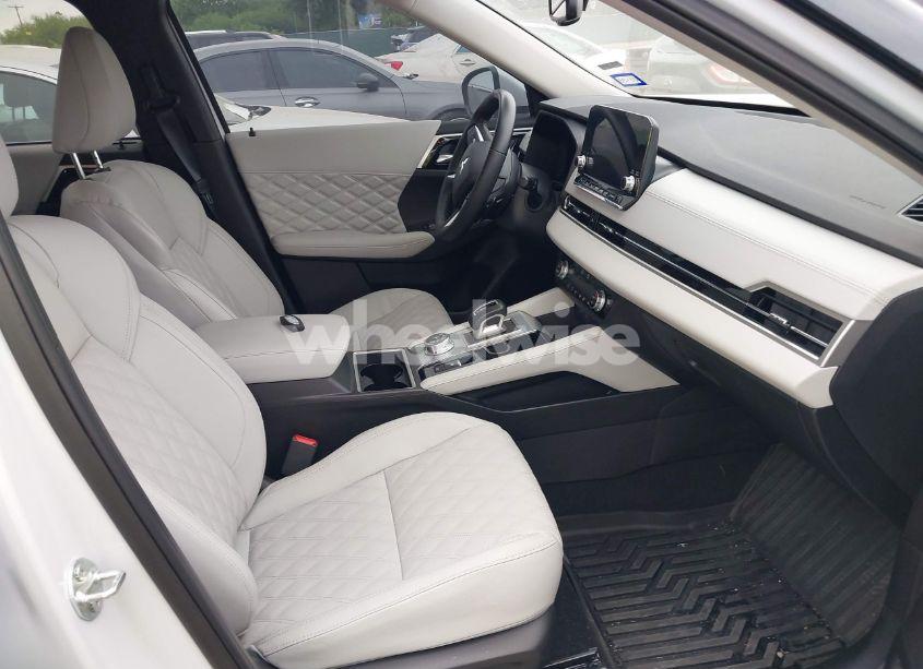 Photo 5 of 2024 Mitsubishi Outlander SEL 2.5 2WD/SEL BLACK EDITION 2WD (VIN JA4J3WA88RZ057293)