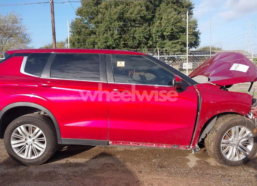 Photo 14 of 2022 Mitsubishi Outlander ES 2.5 S-AWC (VIN JA4J4TA81NZ047520)