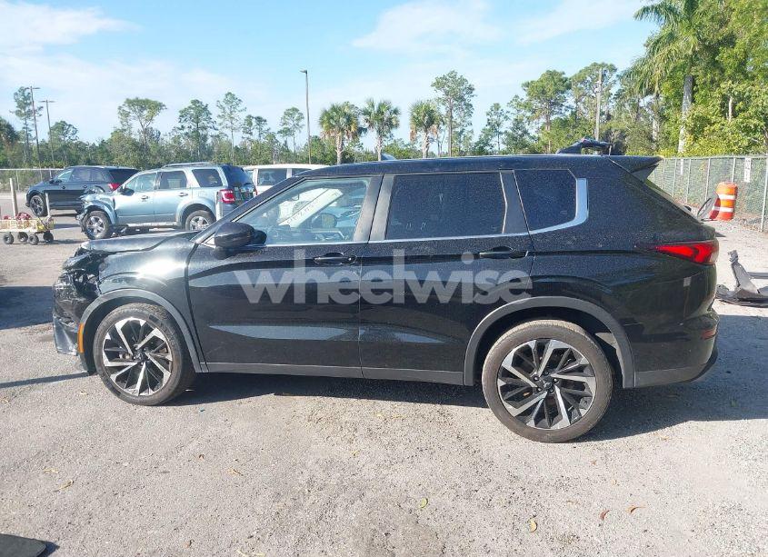 Photo 14 of 2022 Mitsubishi Outlander ES 2.5 S-AWC (VIN JA4J4TA81NZ054340)